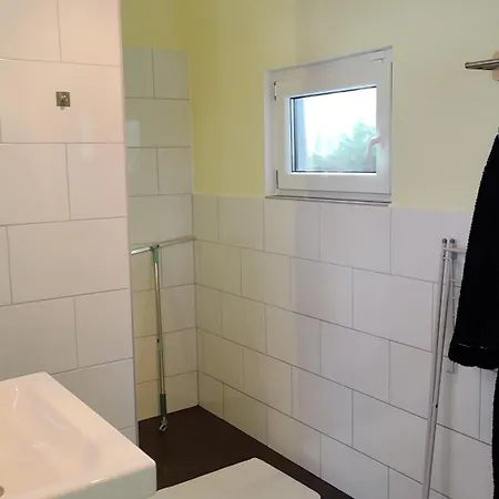 Fuer 2 Personen Mit Garten & Radverleih Schwei